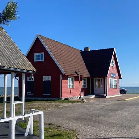 Sadama Majutus Triigi (Saare)