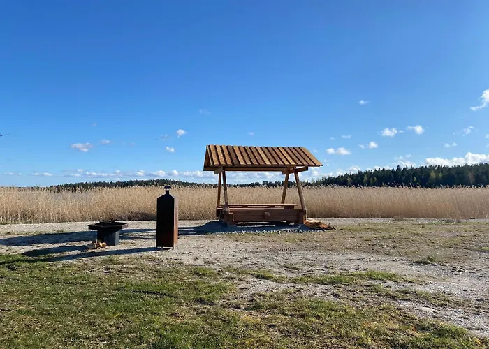 Sadama Majutus Zajazd Triigi (Saare)